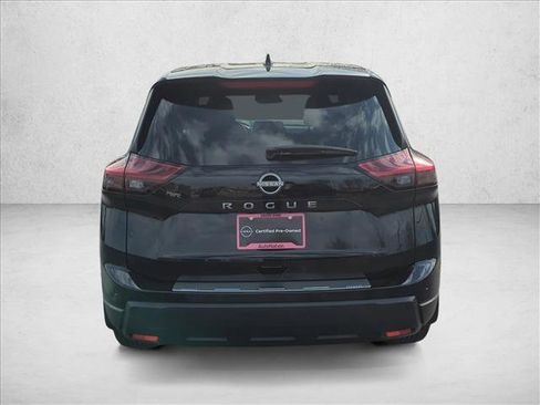 Certified 2025 Nissan Rogue SV image 6