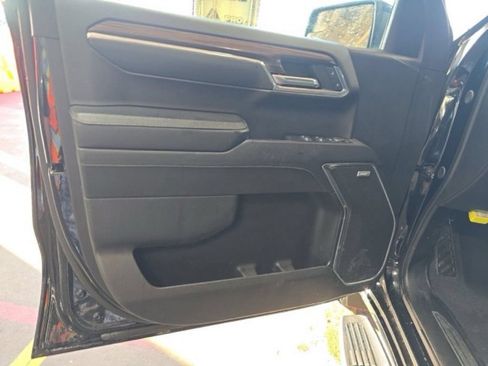 Used 2024 Chevrolet Silverado 1500 RST w/ Convenience Package II AWD/4WD image 12