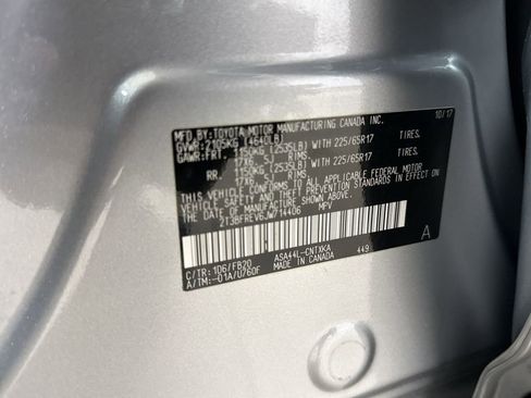 Used 2018 Toyota RAV4 LE AWD/4WD image 27
