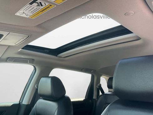 Used 2025 Honda CR-V EX-L image 22