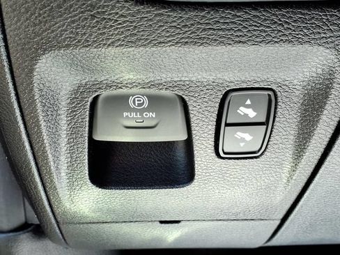 Used 2021 RAM 1500 Limited AWD/4WD image 30