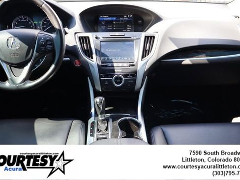 Used 2019 Acura TLX image 9