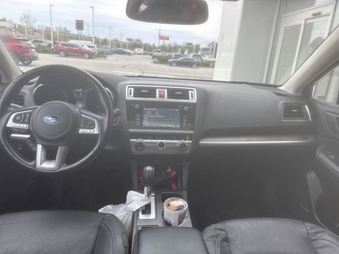 Used 2016 Subaru Outback 3.6R Limited AWD/4WD image 8