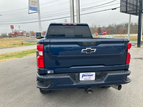 Used 2022 Chevrolet Silverado 3500 High Country w/ Z71 Off-Road Package image 6