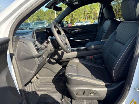 New 2026 Chevrolet Traverse High Country image 25