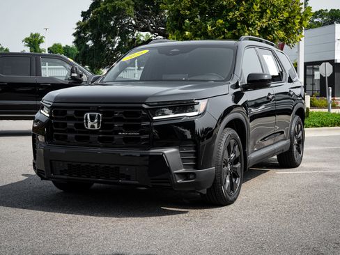 Used 2026 Honda Pilot Black Edition image 5