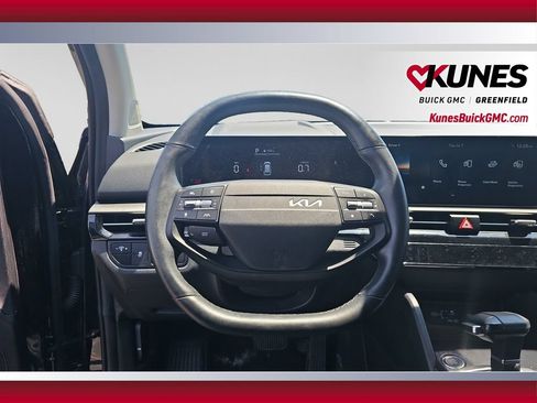 Used 2026 Kia Sportage LX FWD image 13