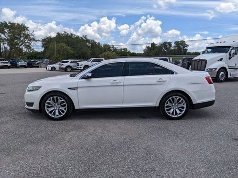 Used 2018 Ford Taurus Limited FWD image 7