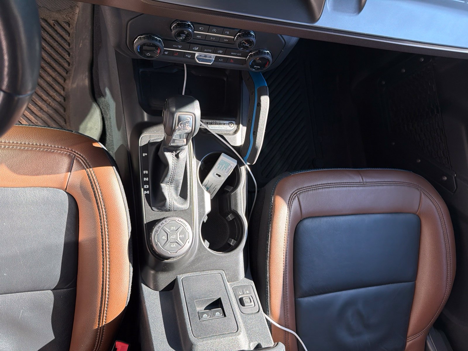 Used 2023 Ford Bronco Outer Banks w/ Sasquatch Package AWD/4WD image 12