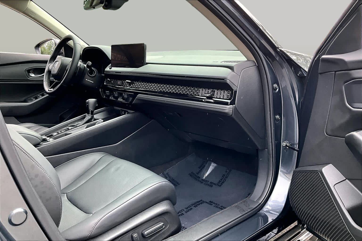 Used 2024 Honda Accord EX-L image 18