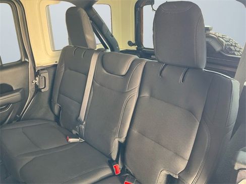 Used 2022 Jeep Wrangler Unlimited Sport image 13