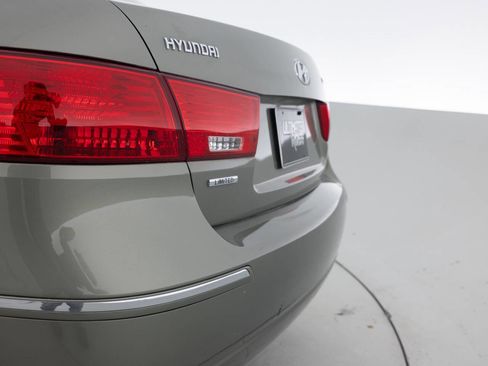 Used 2010 Hyundai Sonata Limited image 16