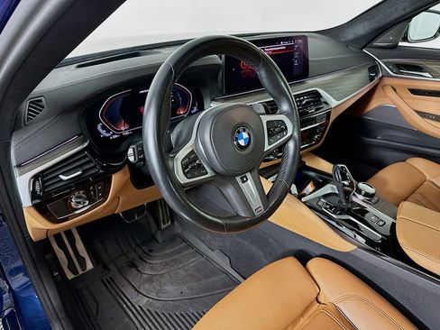 Certified 2023 BMW M550i xDrive w/ Executive Package image 14