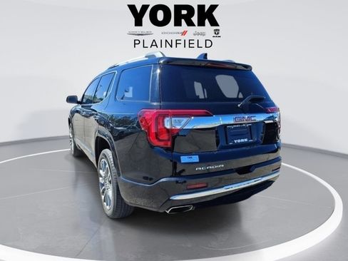 Used 2023 GMC Acadia Denali w/ LPO, Floor Liner Package FWD image 3