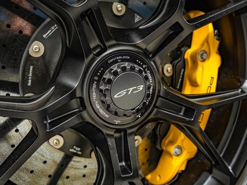Certified 2022 Porsche 911 GT3 RWD image 15