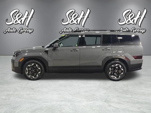Used 2025 Hyundai Santa Fe SEL AWD/4WD image 16