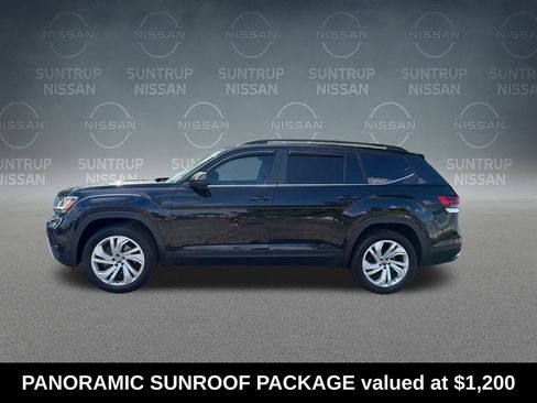 Used 2023 Volkswagen Atlas SE w/ Panoramic Sunroof Package AWD/4WD image 2