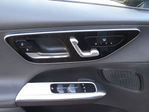 Certified 2026 Mercedes-Benz GLC 300 4MATIC image 12