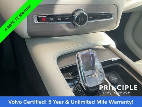 Certified 2023 Volvo XC90 B6 Ultimate w/ Lounge Package image 20