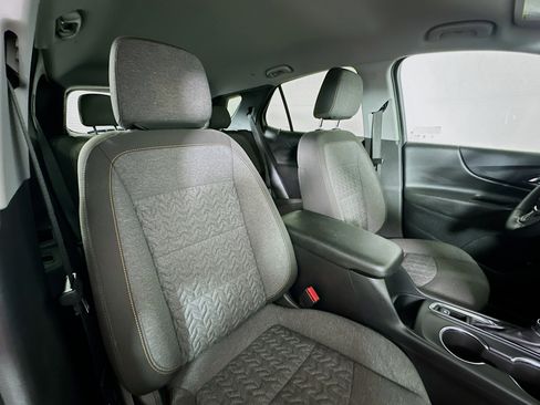Used 2024 Chevrolet Equinox LT FWD image 25