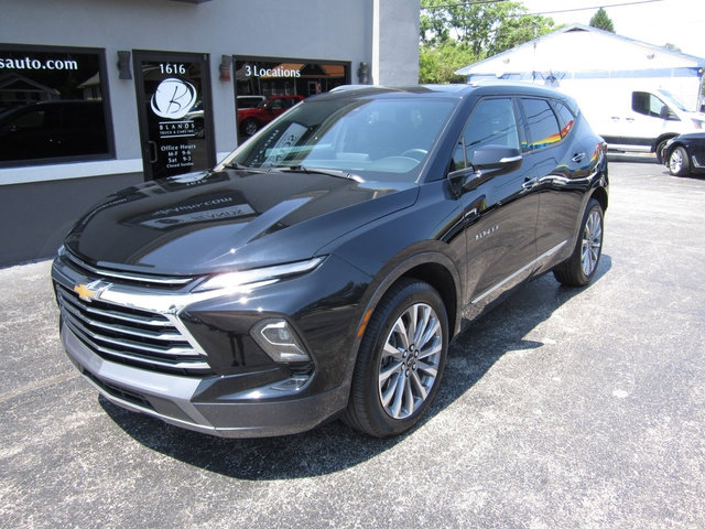 Used 2024 Chevrolet Blazer Premier w/ LPO, Floor Liner Package AWD/4WD image 2