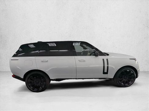 New 2026 Land Rover Range Rover Long Wheelbase SE AWD/4WD image 5