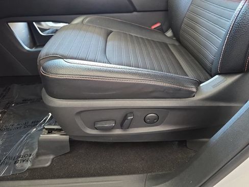Used 2023 Nissan Pathfinder Rock Creek AWD/4WD image 24