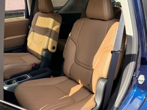 New 2026 INFINITI QX80 Luxe image 18