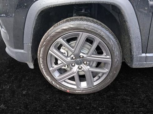 New 2026 Jeep Compass Limited image 31