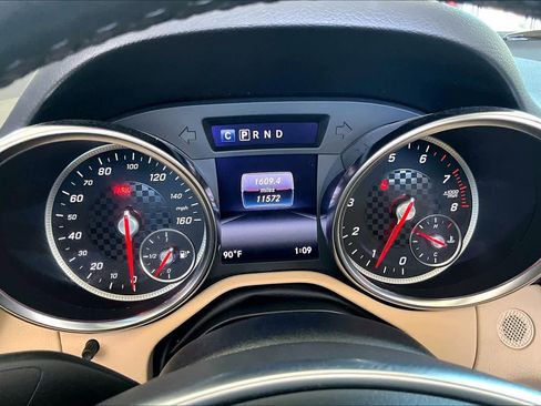 Used 2019 Mercedes-Benz SLC 300 image 26