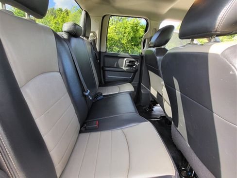 Used 2011 RAM 1500 ST w/ ST Popular Equipment Group RWD image 17