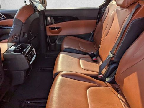 Used 2024 Kia Carnival SX FWD image 25