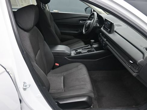 Certified 2023 Honda Accord EX image 24