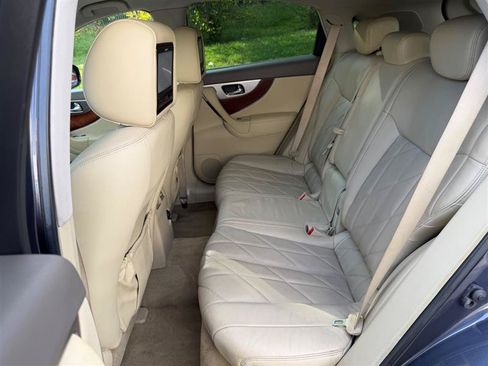Used 2009 INFINITI FX35 AWD w/ Navigation Pkg image 34