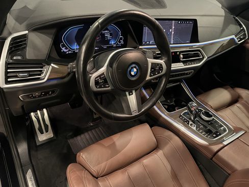 Used 2022 BMW X5 xDrive45e w/ M Sport Package AWD/4WD image 13