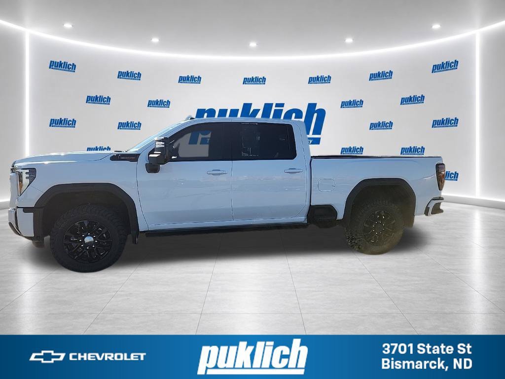Used 2025 GMC Sierra 2500 AT4 w/ AT4 Premium Plus Package AWD/4WD image 2