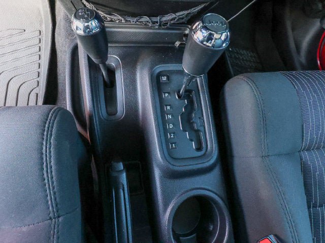 Used 2011 Jeep Wrangler Unlimited Sahara w/ Dual Top Group AWD/4WD image 20