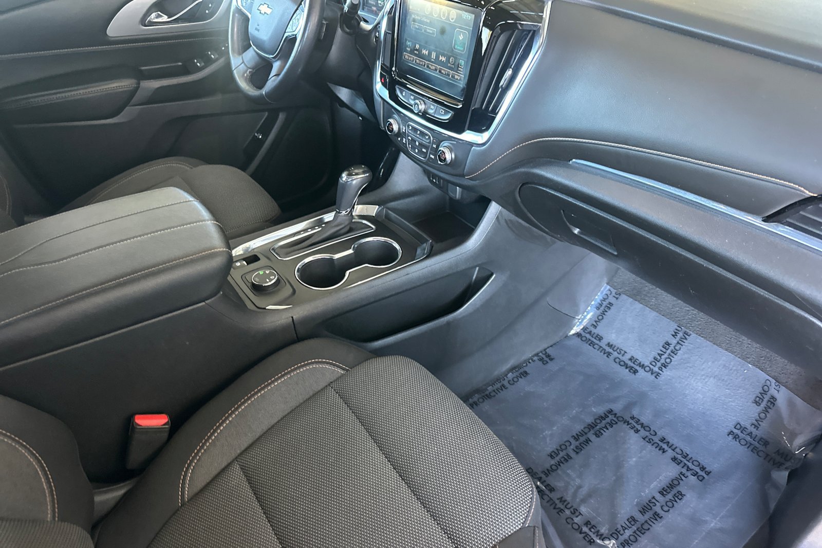 Used 2019 Chevrolet Traverse LT w/ LPO, Blackout Package AWD/4WD image 19