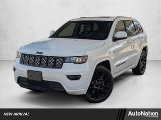 Used 2018 Jeep Grand Cherokee Altitude video 1