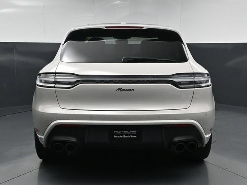 Used 2025 Porsche Macan AWD/4WD image 9