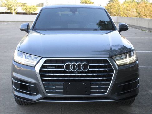 Used 2017 Audi Q7 3.0T Premium Plus w/ Premium Plus Package image 3