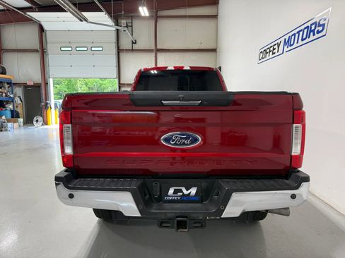 Used 2017 Ford F350 Lariat w/ Lariat Value Package AWD/4WD image 5