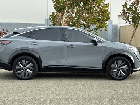 Certified 2024 Nissan Ariya FWD image 3