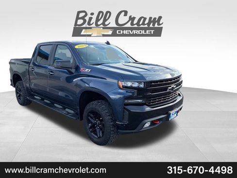 Used 2021 Chevrolet Silverado 1500 LT Trail Boss w/ Convenience Package II image 1