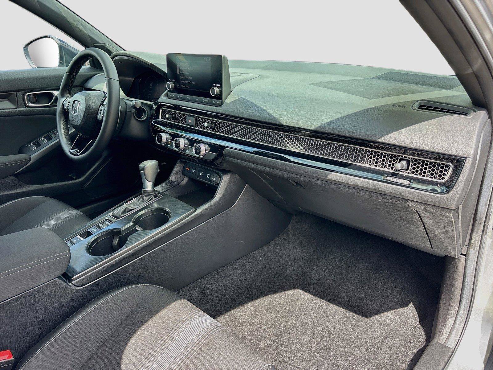 Certified 2025 Honda Civic Sport image 30