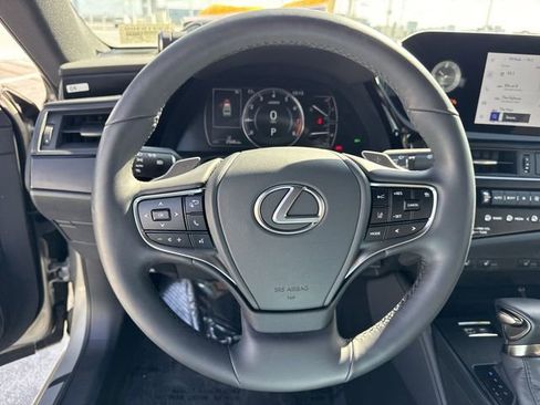 Certified 2024 Lexus ES 350 w/ Premium Package FWD image 14