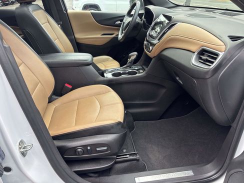Used 2022 Chevrolet Equinox Premier image 15