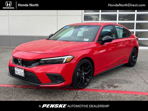 Used 2023 Honda Civic Sport image 1