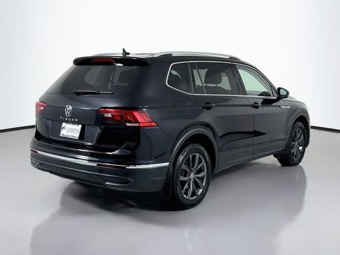 Used 2023 Volkswagen Tiguan SE FWD image 5