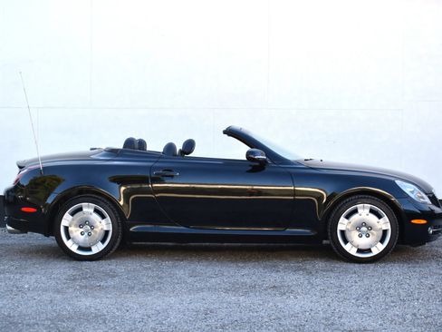 Used 2007 Lexus SC 430 Convertible RWD image 10